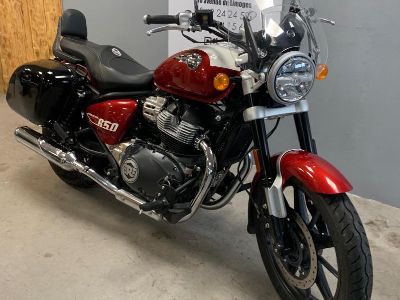 ROYAL ENFIELD SUPER METEOR 650 Celestial Red