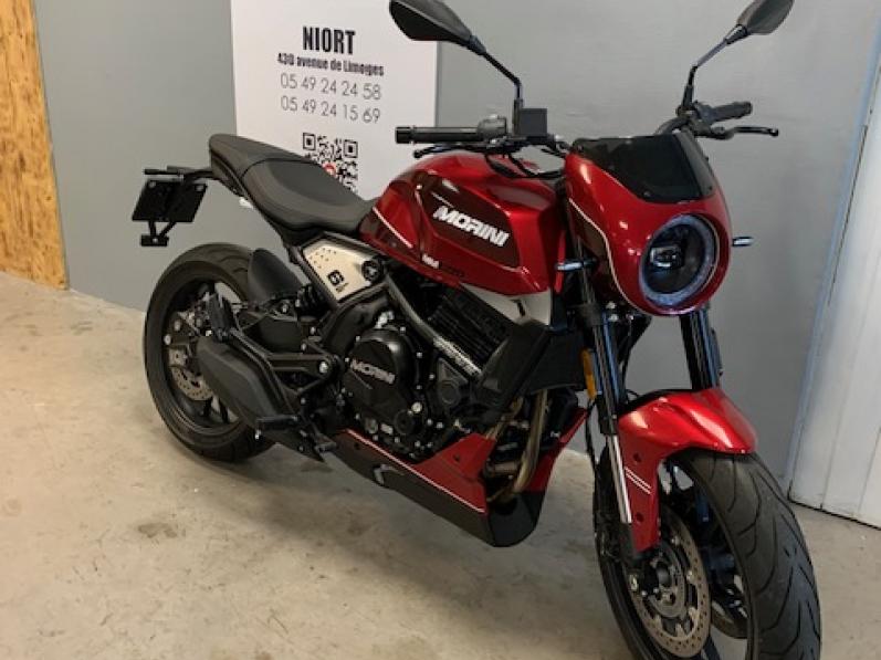 MOTO MORINI SEIEMMEZZO STR 650 ( clés en mains)