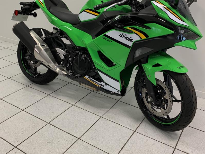 KAWASAKI Ninja 500