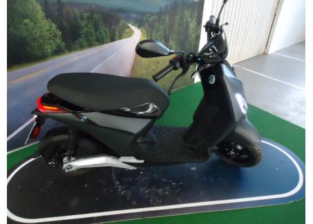 PIAGGIO 1 ACTIVE